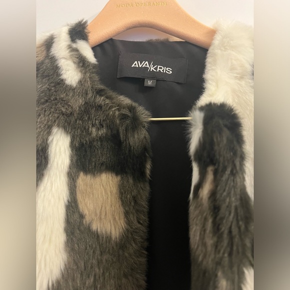 Ava and Kris Patterned Faux Fur Vest - Picture 3 of 6